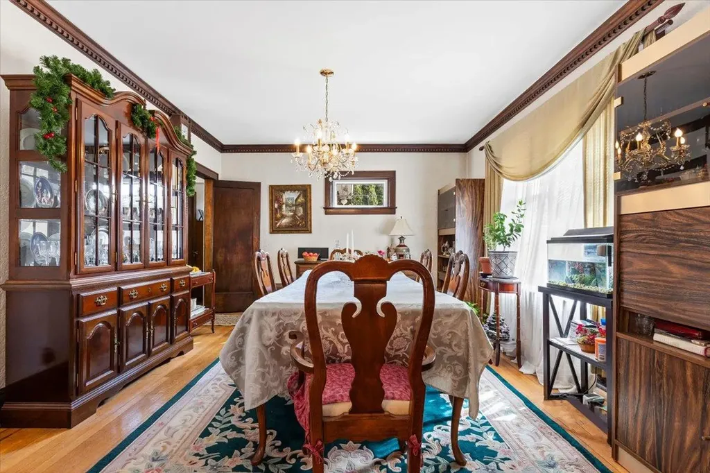 140 Colonial Parkway N Yonkers NY 10710