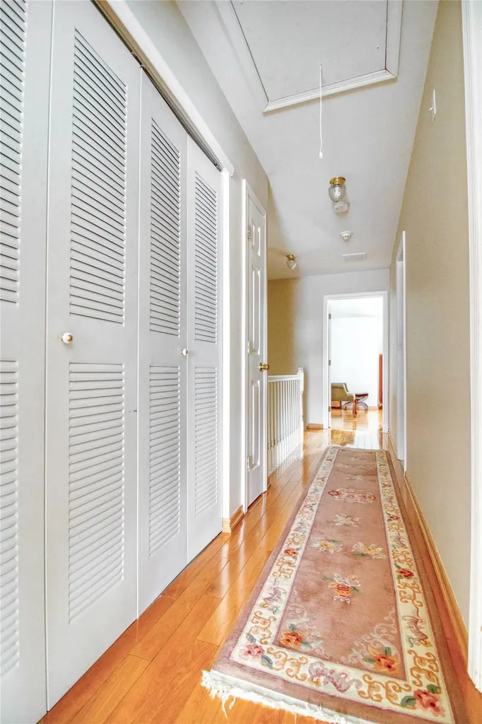 72 Garretson Lane Staten Island NY 10304