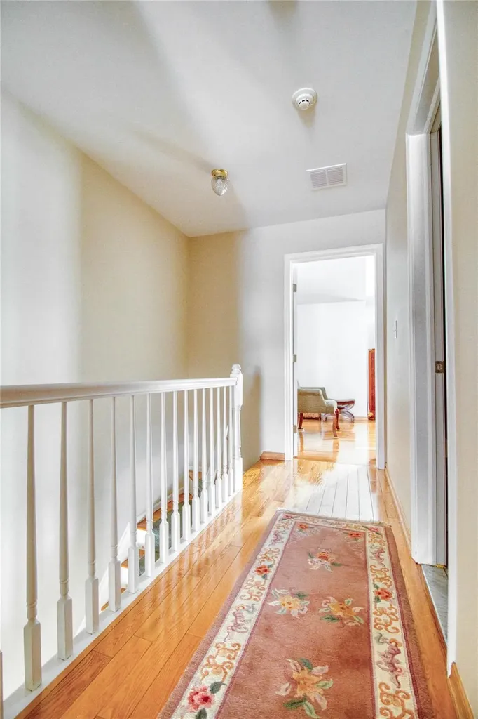 72 Garretson Lane Staten Island NY 10304