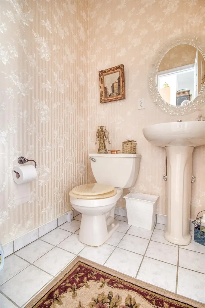 72 Garretson Lane Staten Island NY 10304