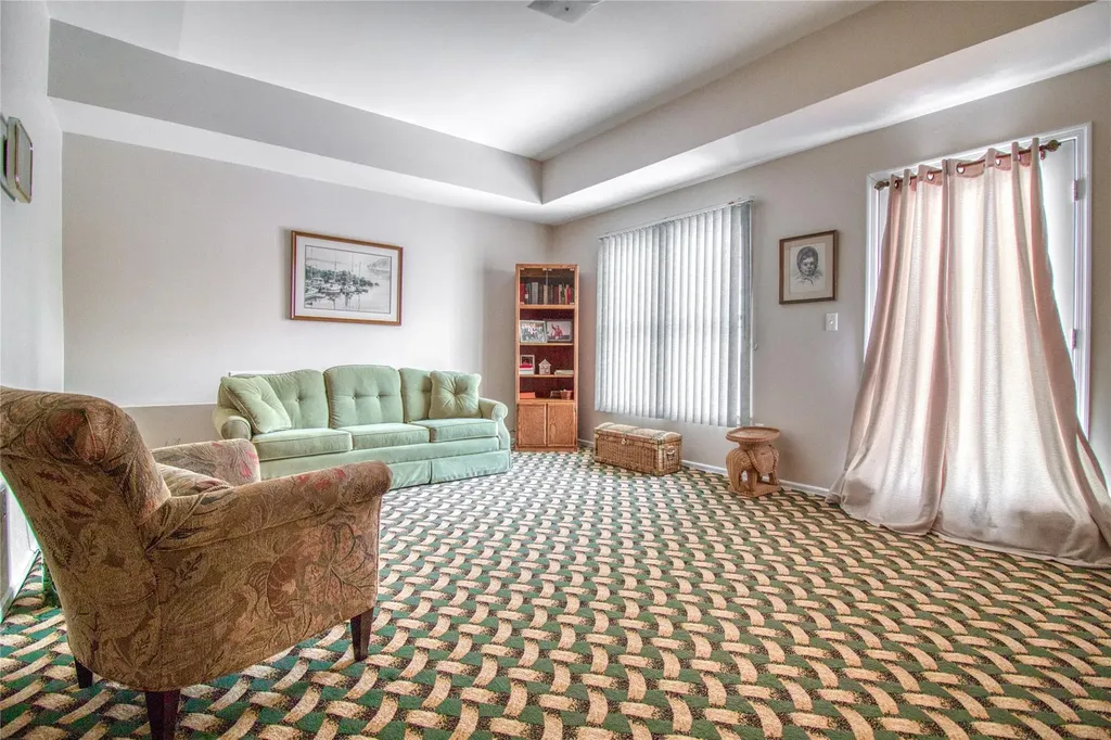72 Garretson Lane Staten Island NY 10304