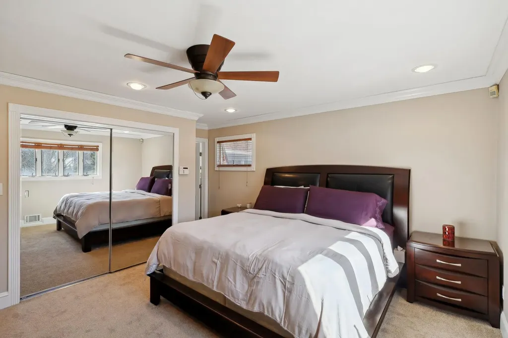 61 Scholar Lane Commack NY 11725