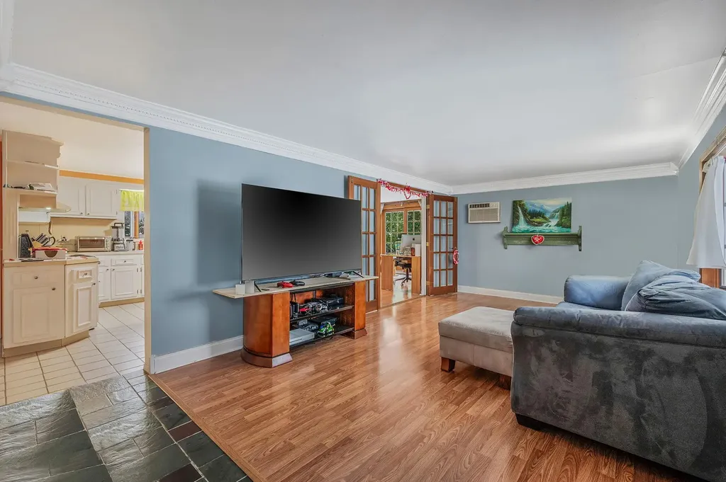 5 Dearborn Avenue Patchogue NY 11772