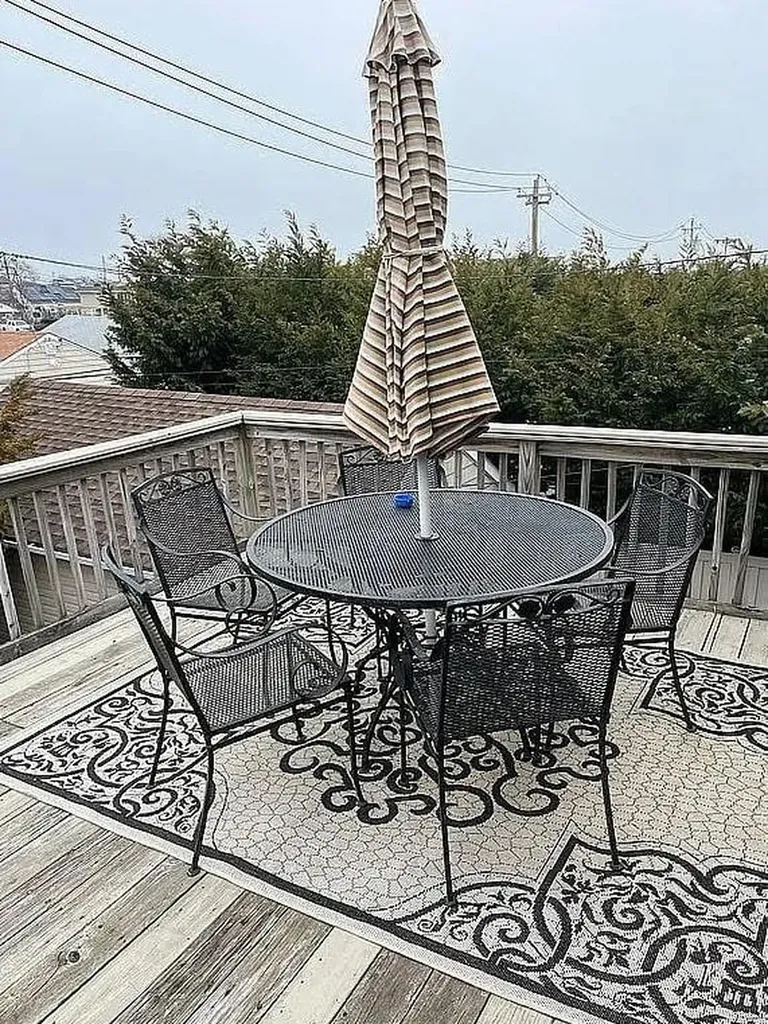 739 E Walnut Street Long Beach NY 11561