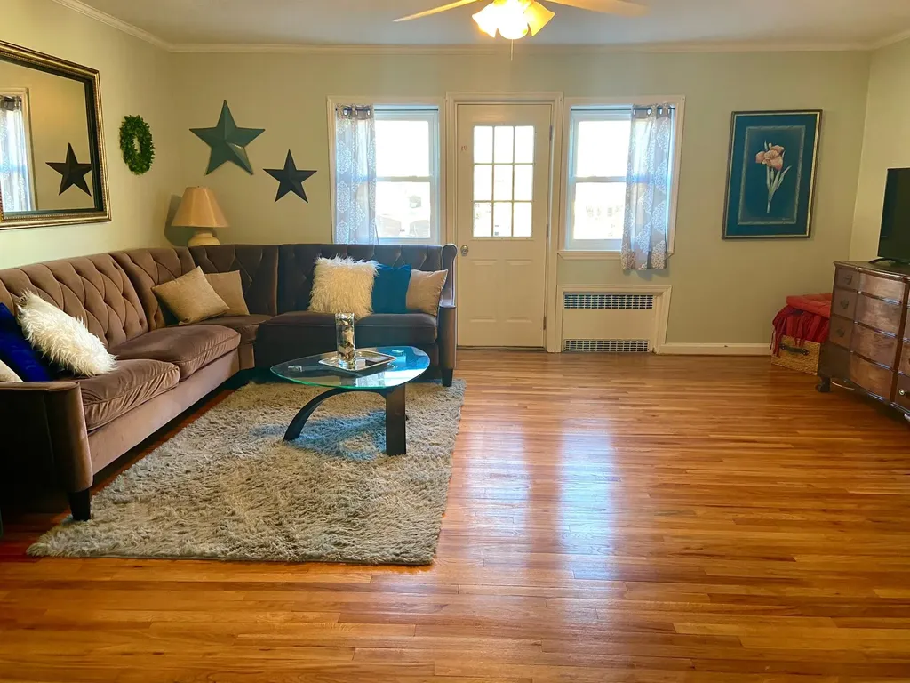 739 E Walnut Street Long Beach NY 11561