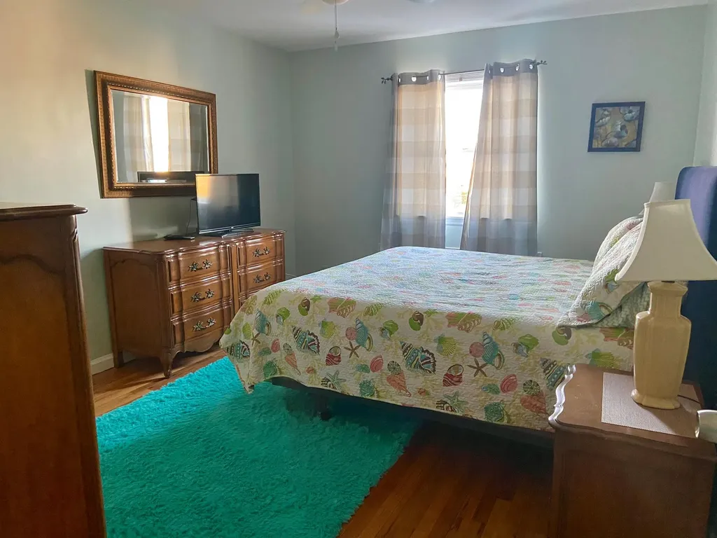 739 E Walnut Street Long Beach NY 11561