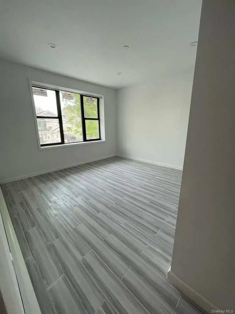 16109 72nd Avenue Fresh Meadows NY 11365
