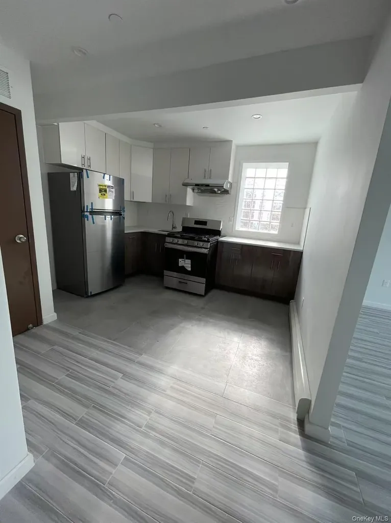 16109 72nd Avenue Fresh Meadows NY 11365