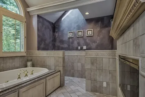 400 Annandale Drive Oyster Bay Cove NY 11791