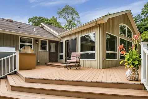 400 Annandale Drive Oyster Bay Cove NY 11791