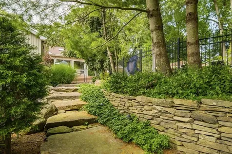 400 Annandale Drive Oyster Bay Cove NY 11791