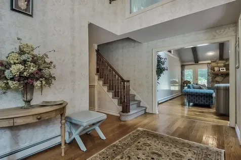 400 Annandale Drive Oyster Bay Cove NY 11791