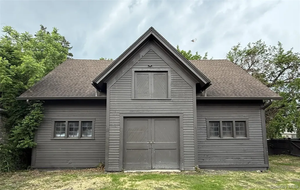 25 Prospect Avenue Catskill NY 12414