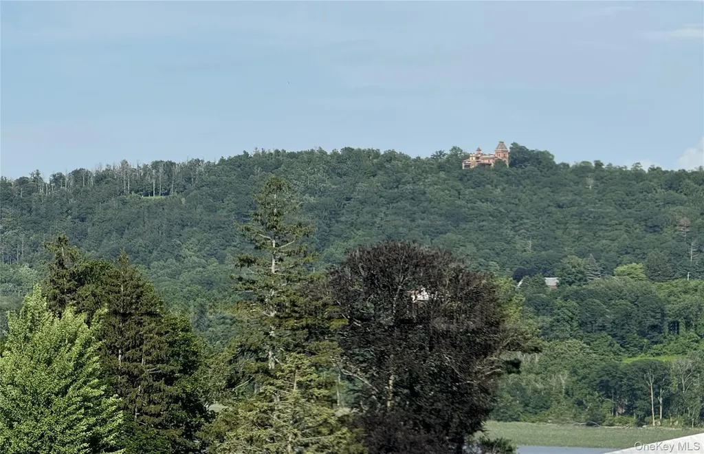 25 Prospect Avenue Catskill NY 12414