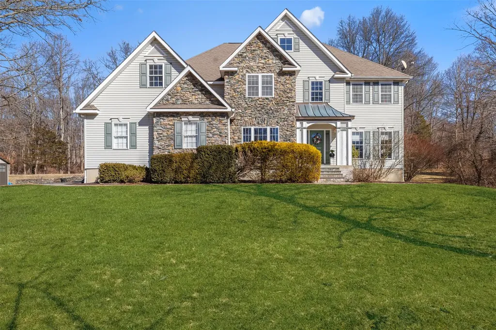 189 Reilly Road Beekman NY 12540