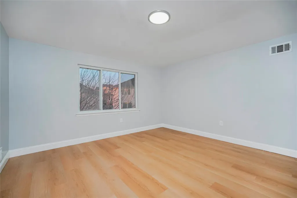 61 Sunset Avenue Staten Island NY 10314