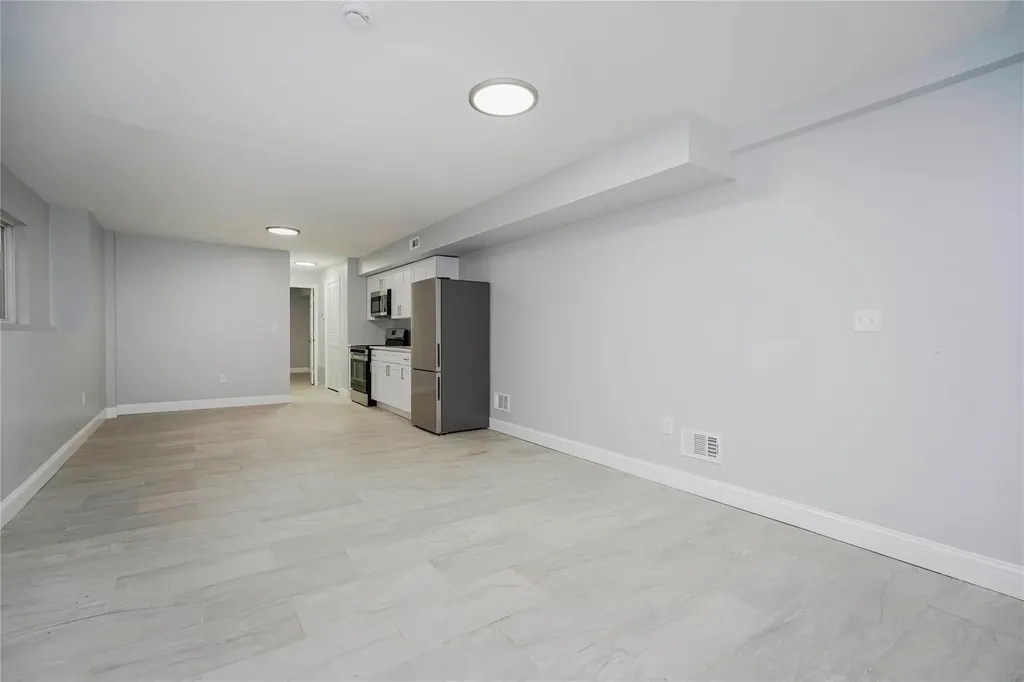61 Sunset Avenue Staten Island NY 10314