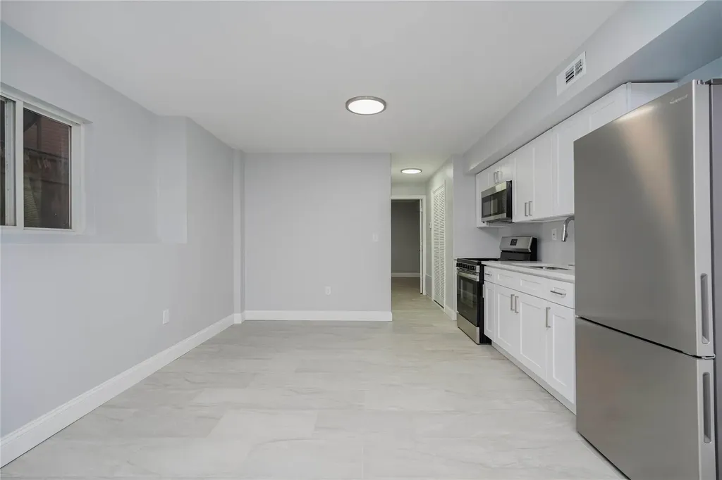 61 Sunset Avenue Staten Island NY 10314