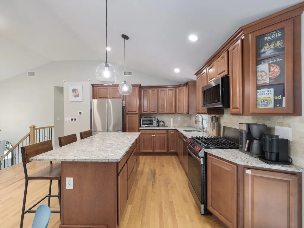 59 Westlyn Drive Bardonia NY 10954
