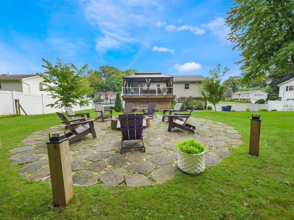 59 Westlyn Drive Bardonia NY 10954