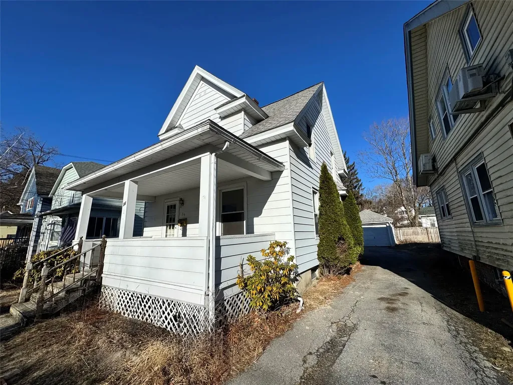 34 Kelsey Road Poughkeepsie NY 12601