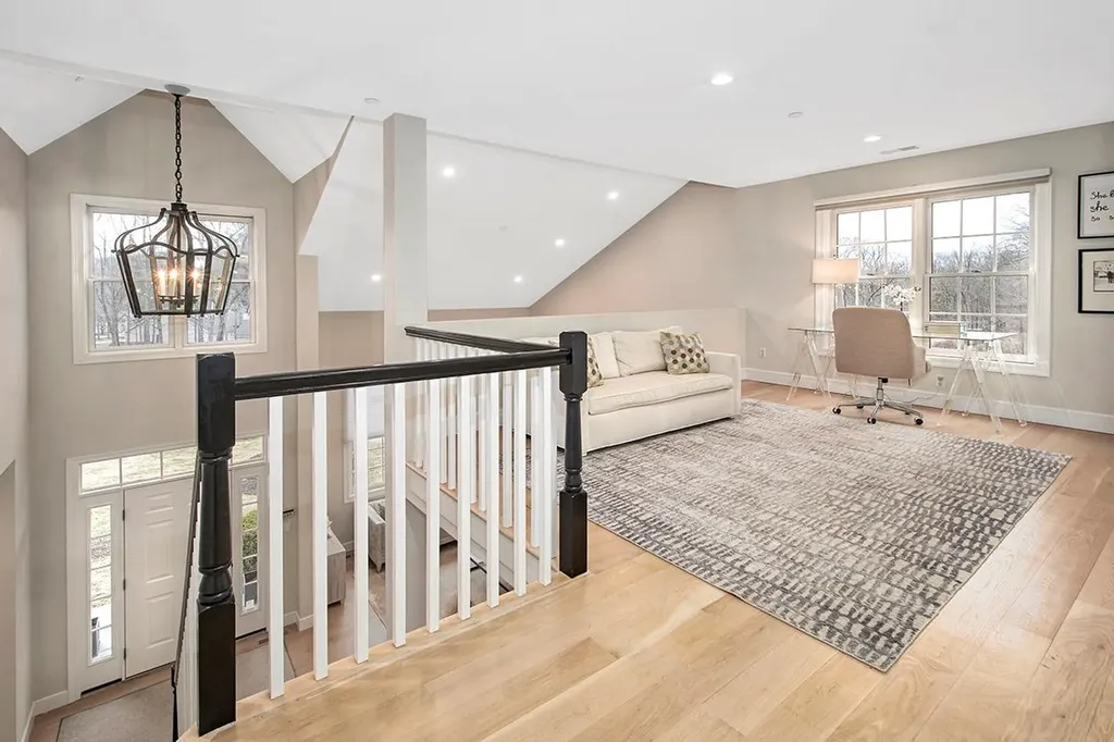 40 Weavers Hill Mount Kisco NY 10549