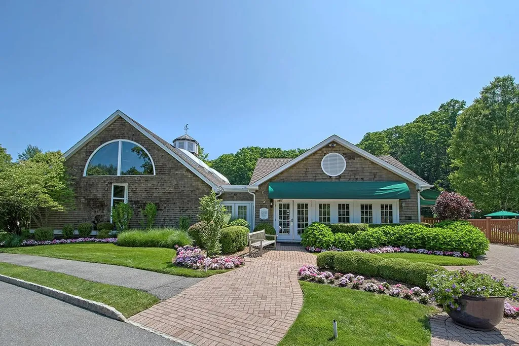 40 Weavers Hill Mount Kisco NY 10549