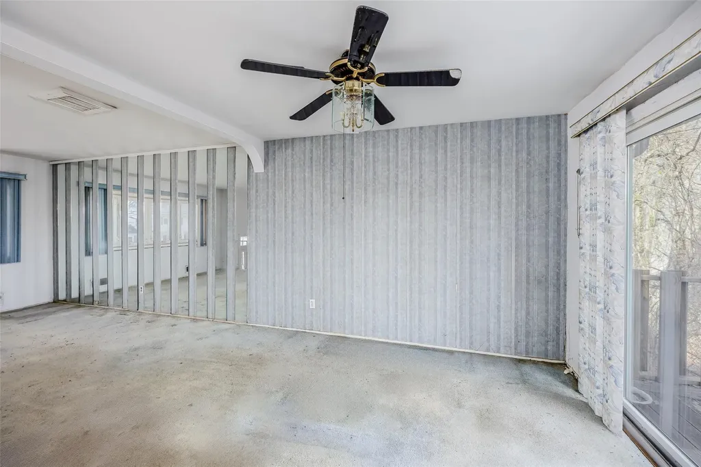 65 Byron Way Oakdale NY 11769