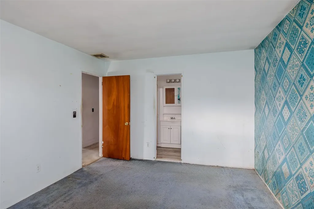 65 Byron Way Oakdale NY 11769