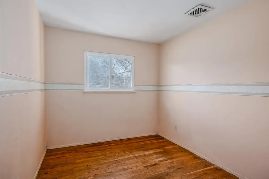 65 Byron Way Oakdale NY 11769
