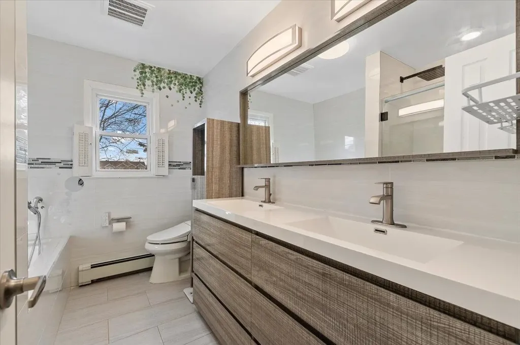 9 Albert Avenue Syosset NY 11791