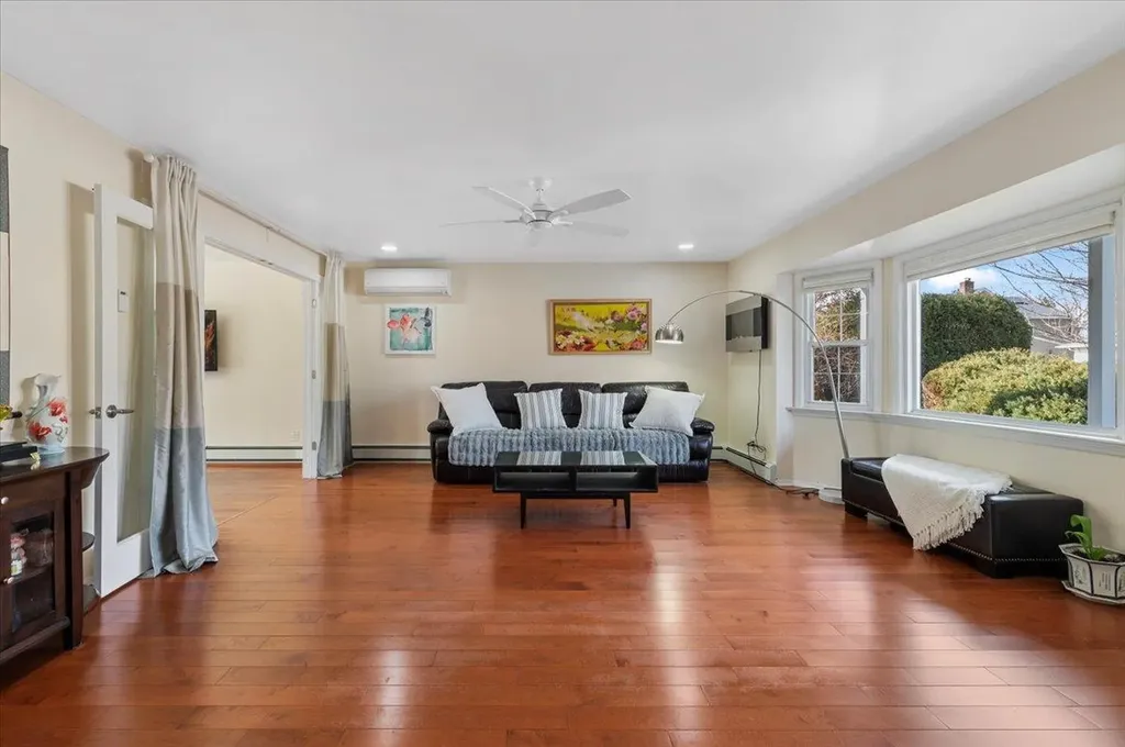 9 Albert Avenue Syosset NY 11791