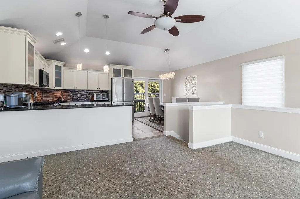 47 E Belmont Street Bay Shore NY 11706