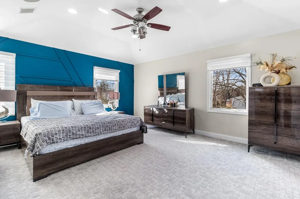 47 E Belmont Street Bay Shore NY 11706