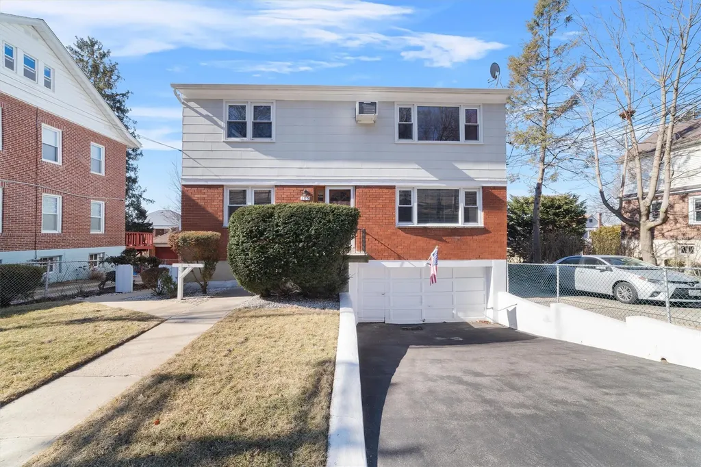 105 Hillview Avenue Yonkers NY 10704