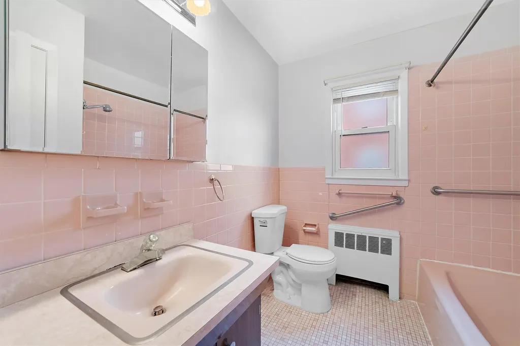 105 Hillview Avenue Yonkers NY 10704
