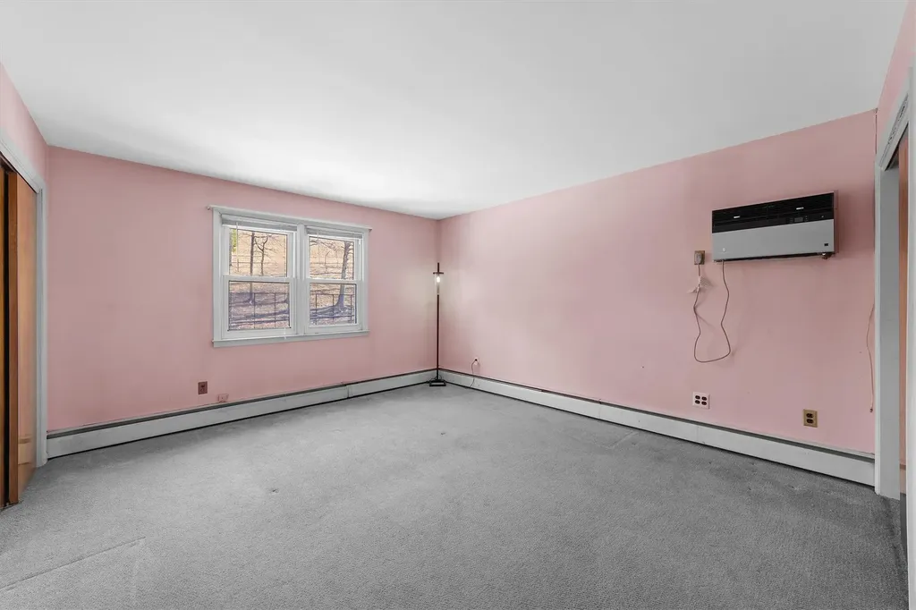 105 Hillview Avenue Yonkers NY 10704