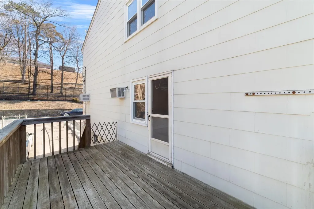 105 Hillview Avenue Yonkers NY 10704