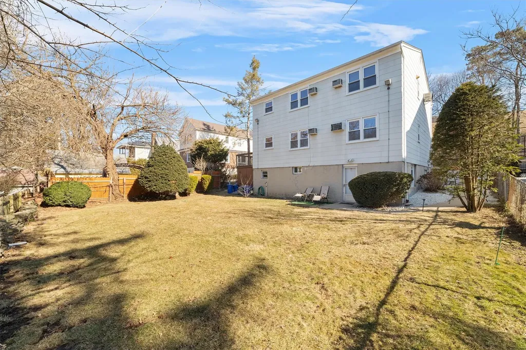105 Hillview Avenue Yonkers NY 10704