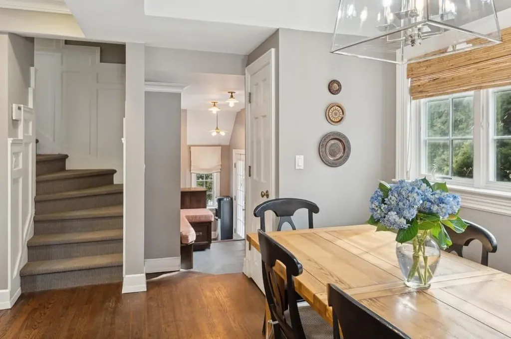 97 Aka 101 Boulder Trail Bronxville NY 10708