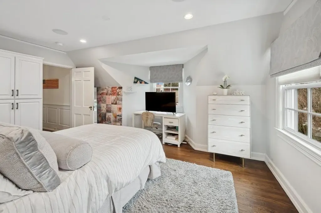 97 Aka 101 Boulder Trail Bronxville NY 10708