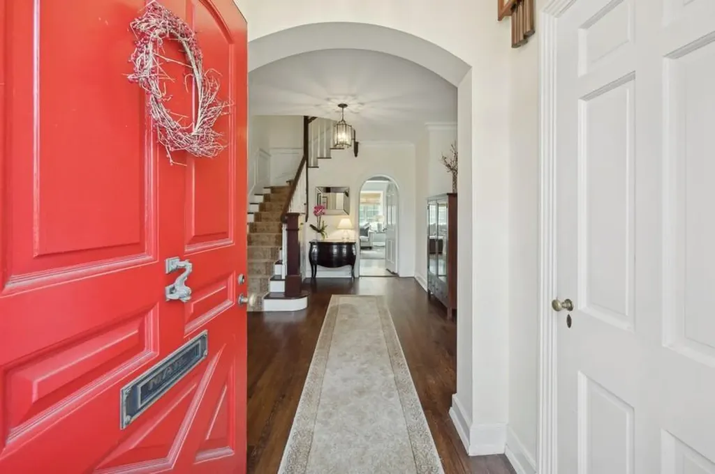 97 Aka 101 Boulder Trail Bronxville NY 10708