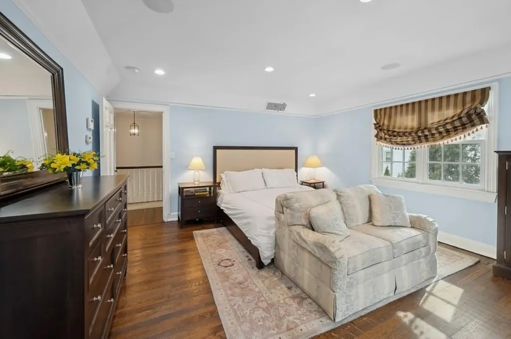 97 Aka 101 Boulder Trail Bronxville NY 10708