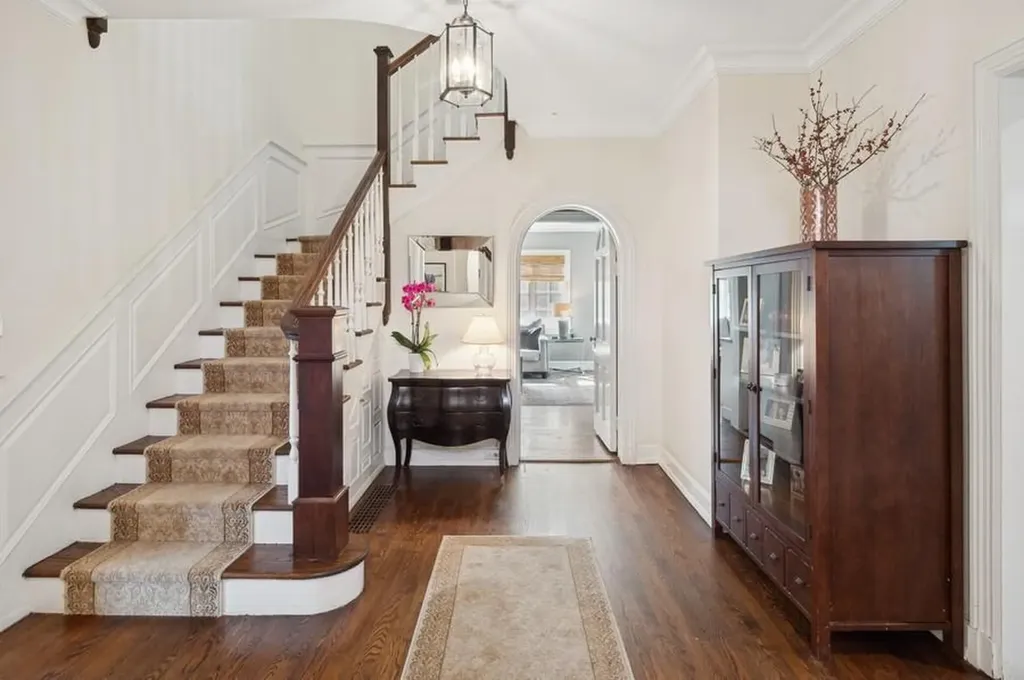 97 Aka 101 Boulder Trail Bronxville NY 10708