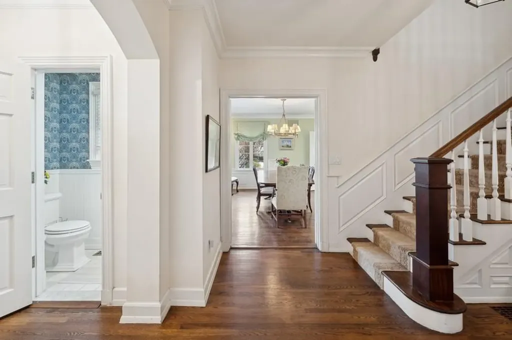 97 Aka 101 Boulder Trail Bronxville NY 10708