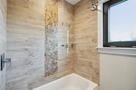 1260 Smithtown Avenue Bohemia NY 11716