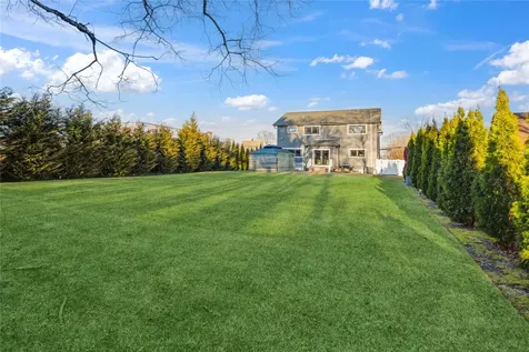 1260 Smithtown Avenue Bohemia NY 11716