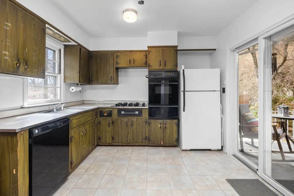 26 Linn Place Yonkers NY 10705