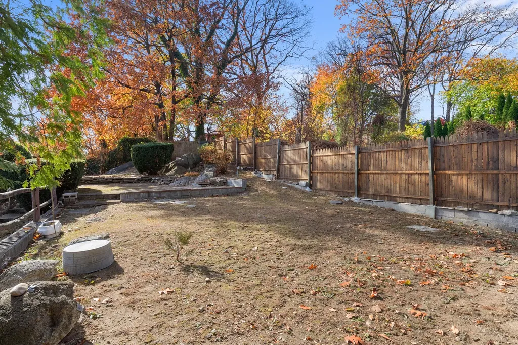 26 Linn Place Yonkers NY 10705