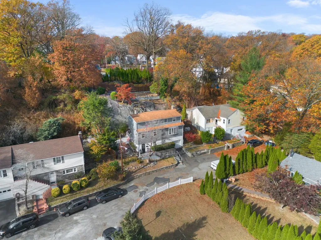 26 Linn Place Yonkers NY 10705
